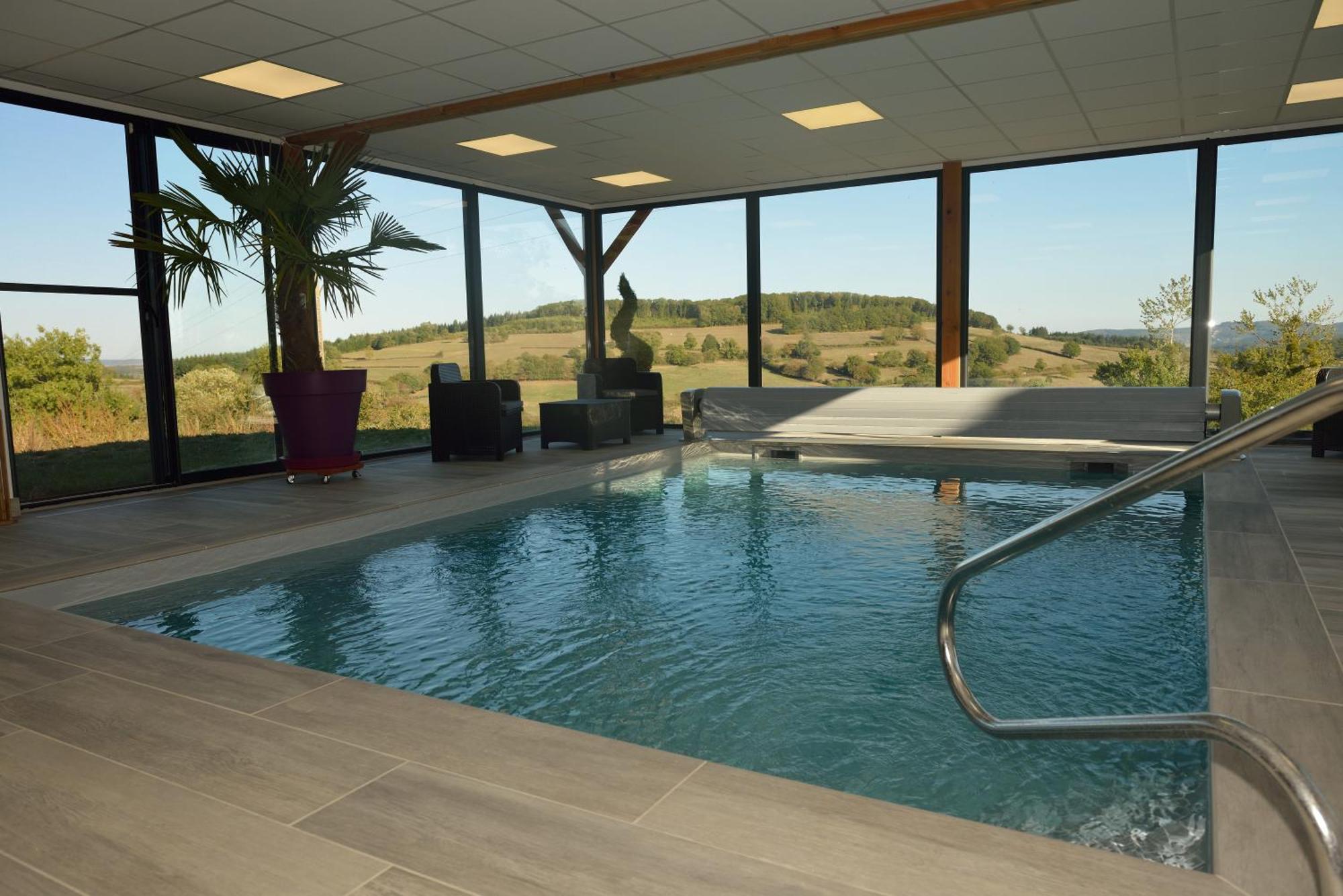 Gîte de Bellevue avec piscine intérieure privative Bergesserin Extérieur photo